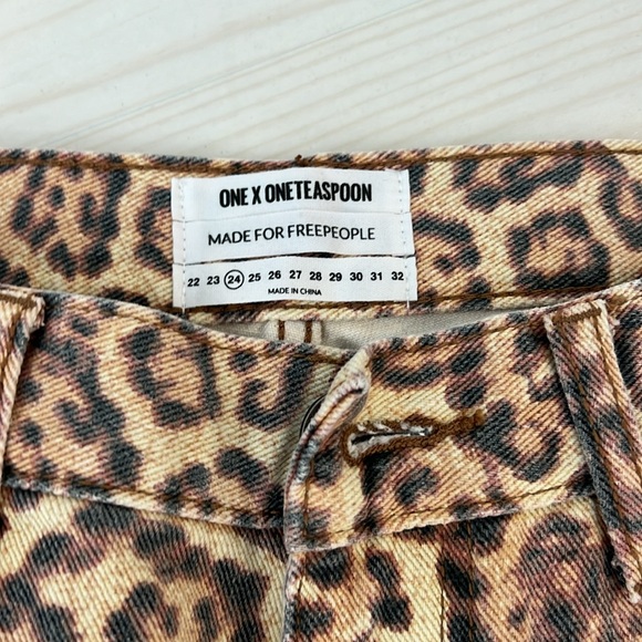 One teaspoon x free people leopard print denim - Picture 2 of 3